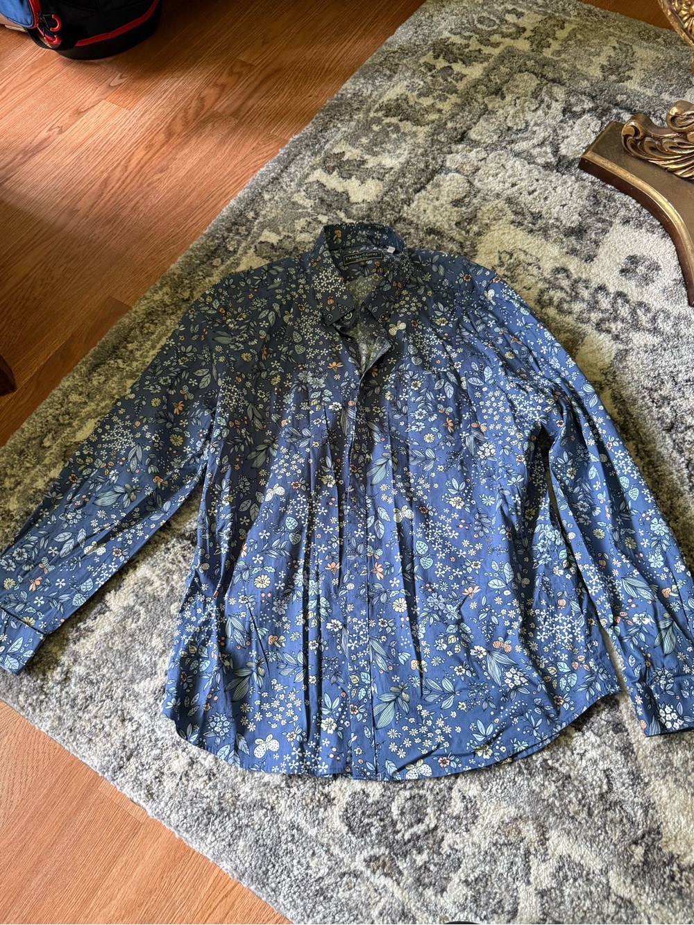 Never Worn Paisley & Gray Button Down 💙